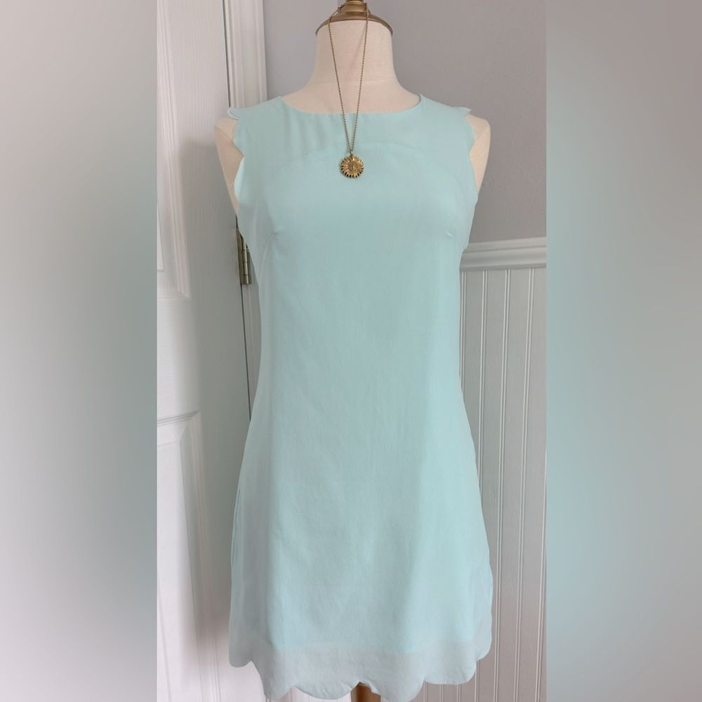 Newbury Kustom lined scalloped mint-colored boutique dress!